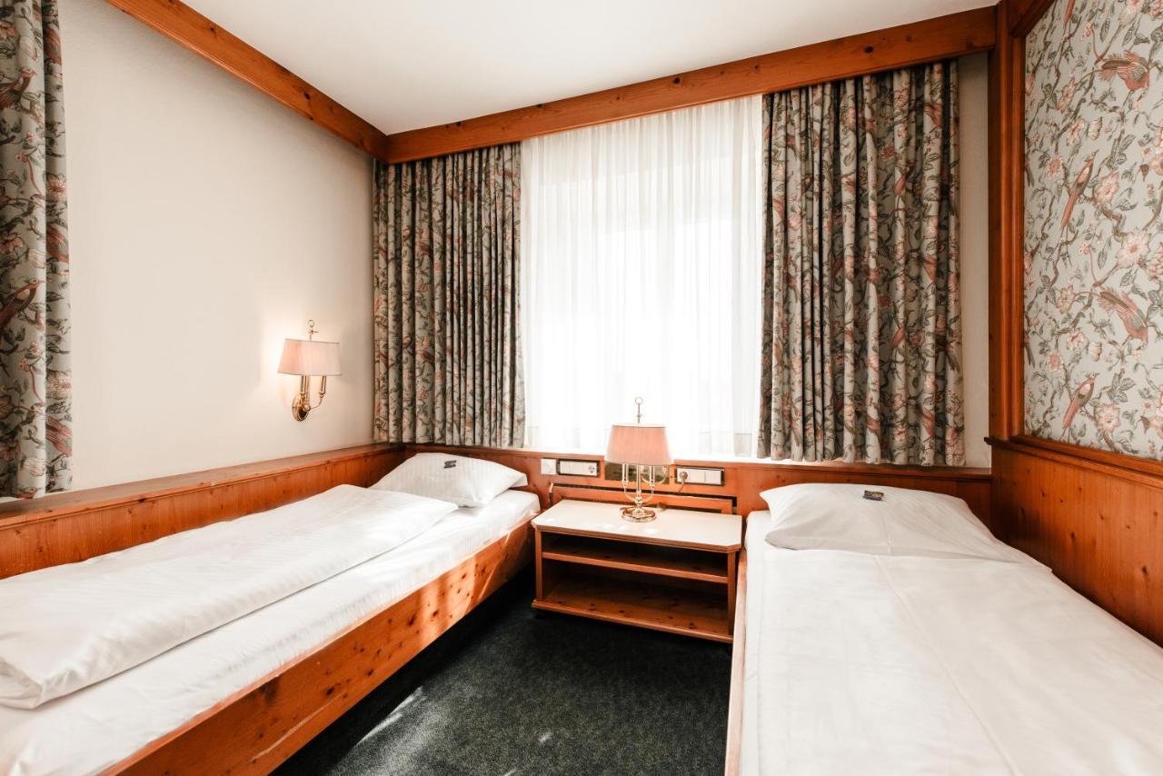 Hotel & Restaurant Ochsen 美克林根 外观 照片